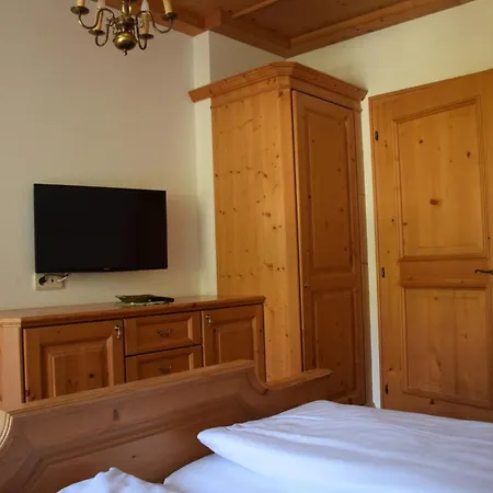 Bed & Breakfast Dorf Cafe Haus im Ennstal
