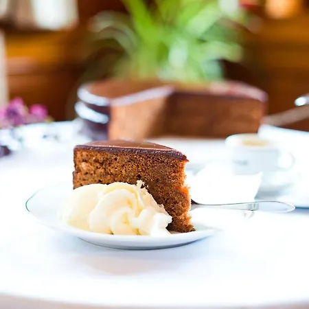 Dorf Cafe Bed & Breakfast