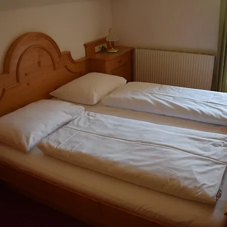 Dorf Cafe Bed & Breakfast 3*